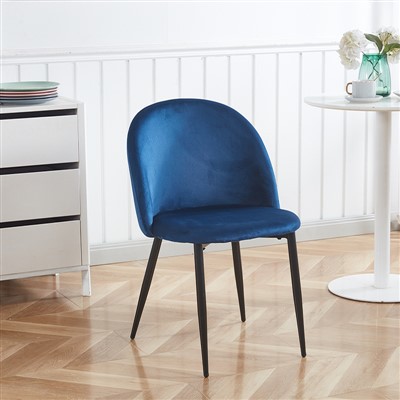 Cadeira de jantar de estúdio